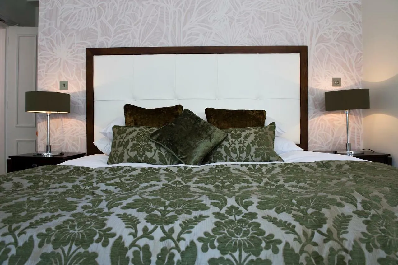 21212 Otel Edinburgh
