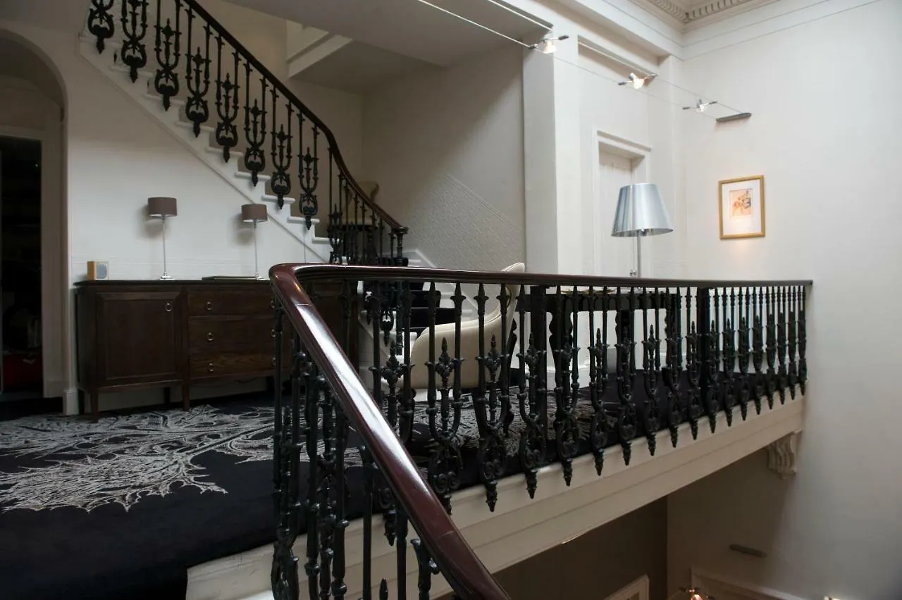 21212 Otel Edinburgh